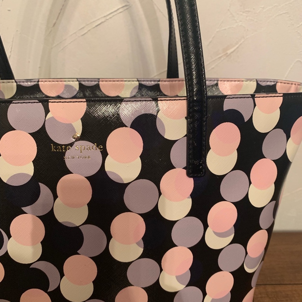 Kate Spade tote - Picture 2 of 5